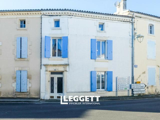 Maison vente à Saint-Jean-d'Angély, Les Eduts