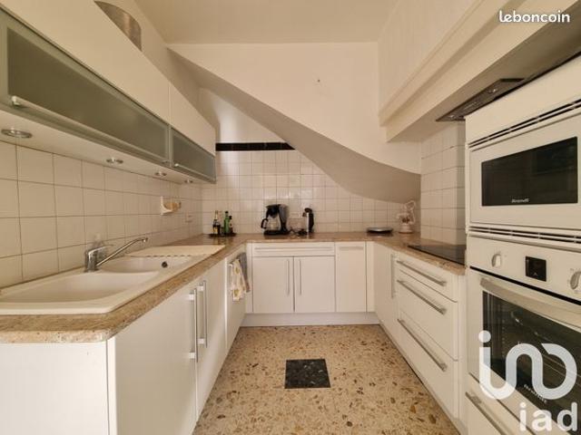 Maison vente à Narbonne, Cascastel-des-corbières