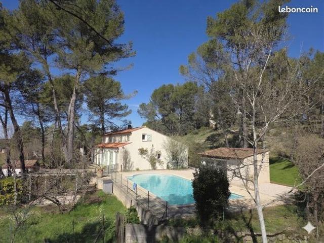 Maison vente à Aix-en-Provence, Cabriès