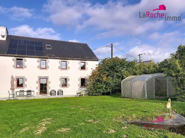 Maison vente à Veuleury, Ploudiry