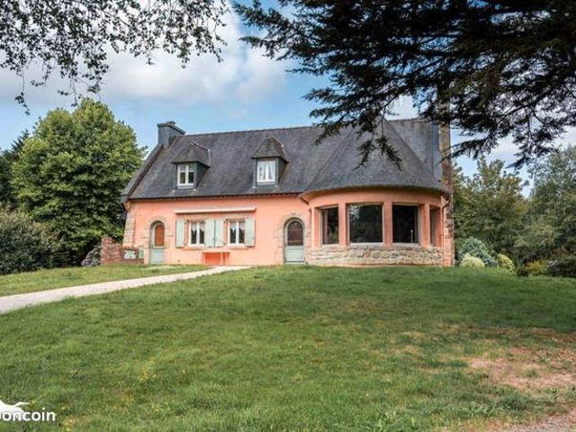 Maison vente à Guingamp, Bretagne