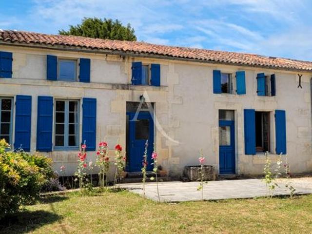 Maison vente à Saintes, Burie