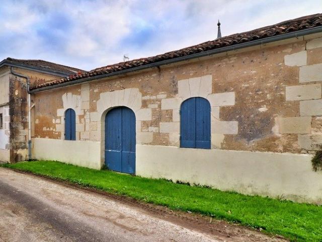 Maison vente à Marais du Perat, Saint-Dizant-du-Gua