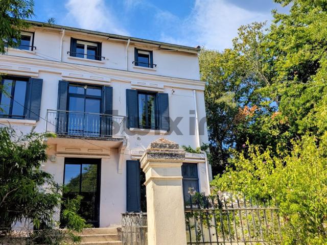 Maison vente à Nîmes, Gard