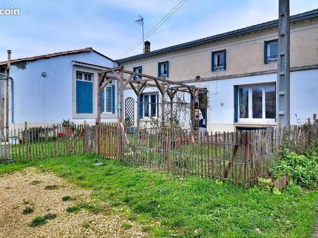 Maison vente à Jonzac, Saint-dizant-du-gua
