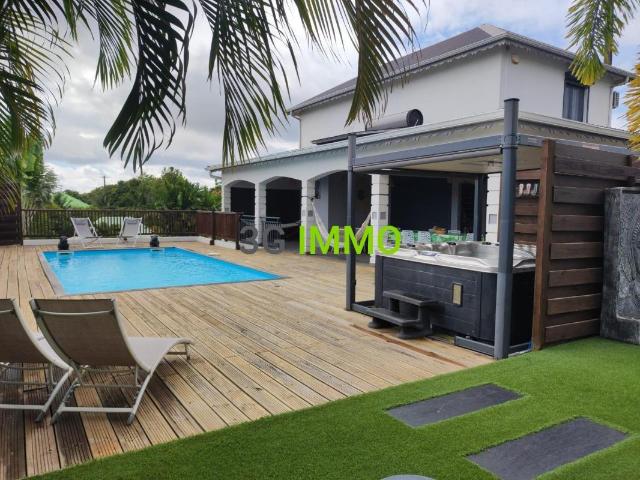 Maison vente à Guadeloupe