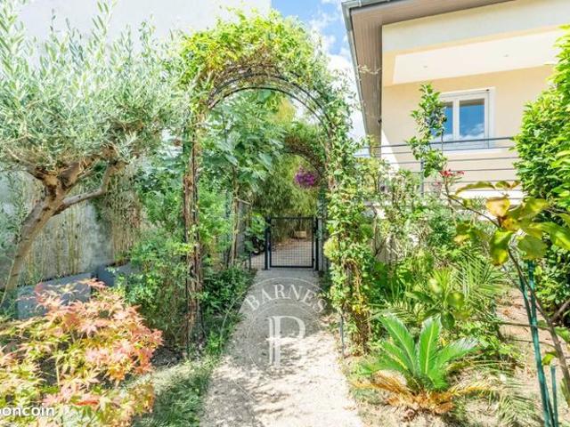 Maison vente à Saint-Germain-en-Laye, Le Pecq