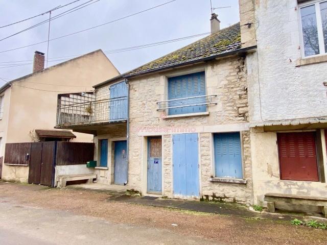 Maison vente à Clamecy, Dornecy