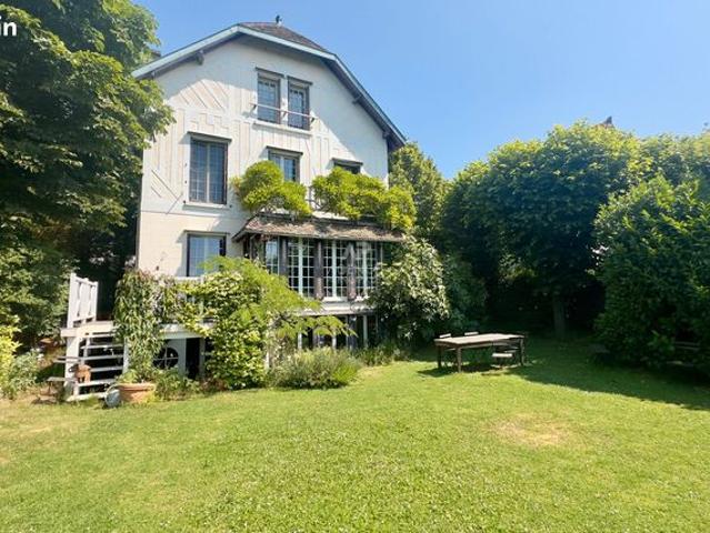 Maison vente à Sèvres