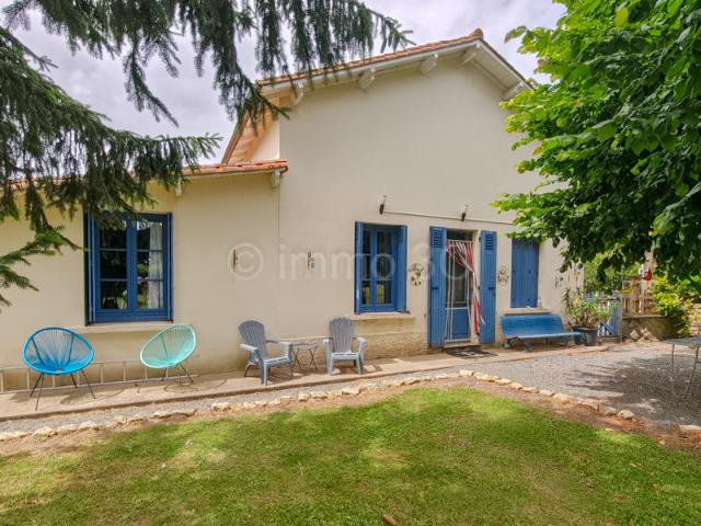 Maison vente à Niort, Chef-boutonne