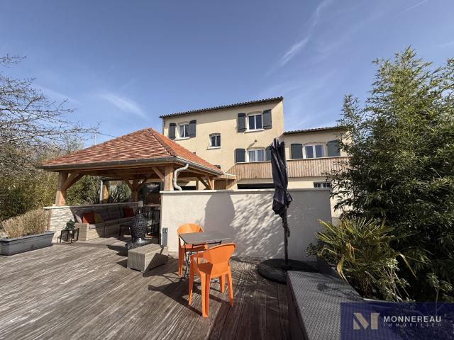 Maison vente à Angoulême, Aignes-et-puypéroux