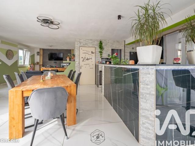 Maison vente à Thionville, Buding