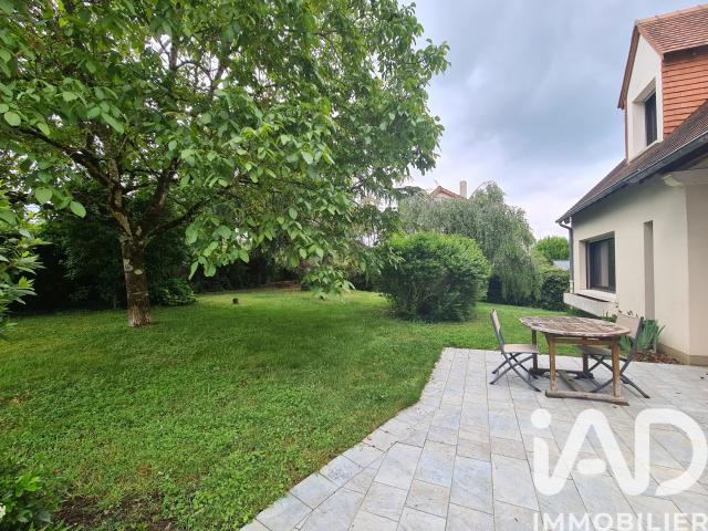 Maison vente à Villemusard, Yvré-l'Évêque