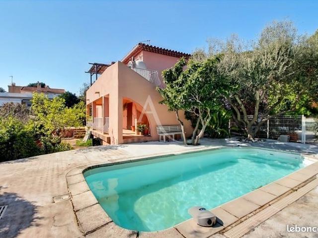 Maison vente à Arrondissement de Toulon, Le Pradet