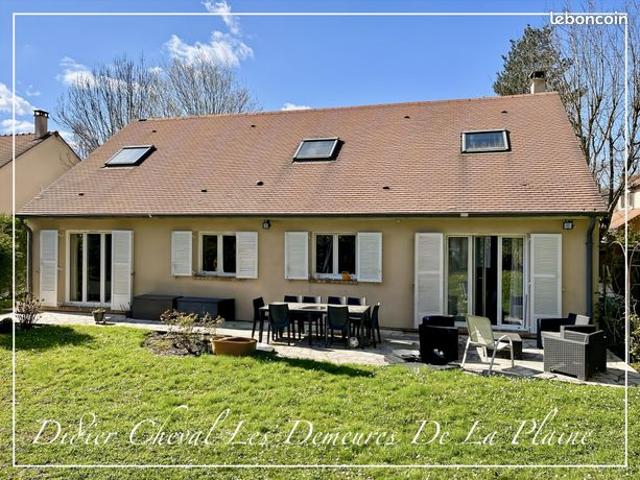 Maison vente à Versailles, Bailly