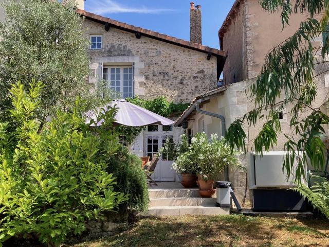 Maison vente à Poitiers, Sanxay