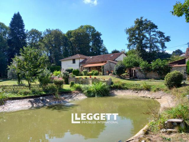 Maison vente à Confolens, Tessonnière