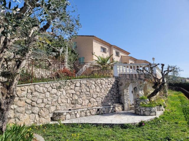 Maison vente à La Colle, Saint-André-de-la-Roche