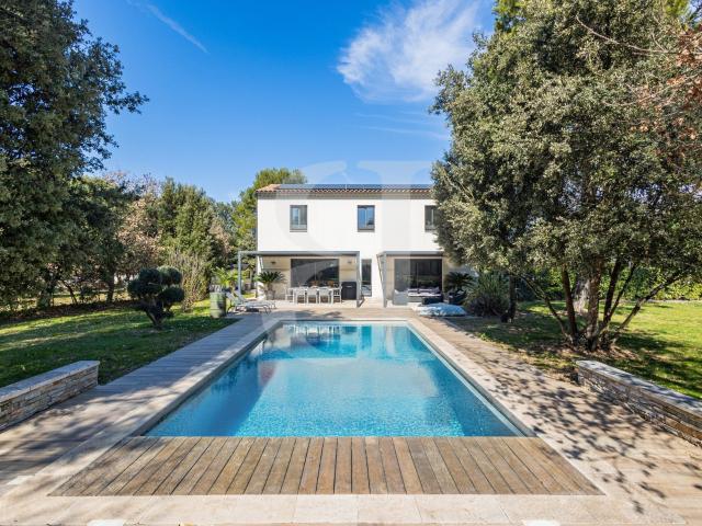 Maison vente à Carpentras, Pernes-les-fontaines