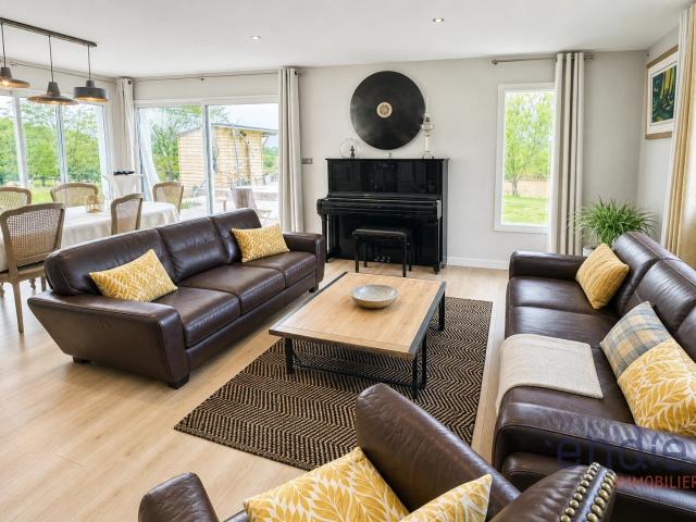 Maison vente à Lure, Châteney