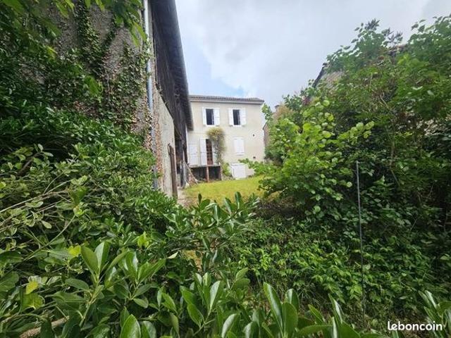 Maison vente à Bagnères-de-Bigorre, Saint-laurent-de-neste