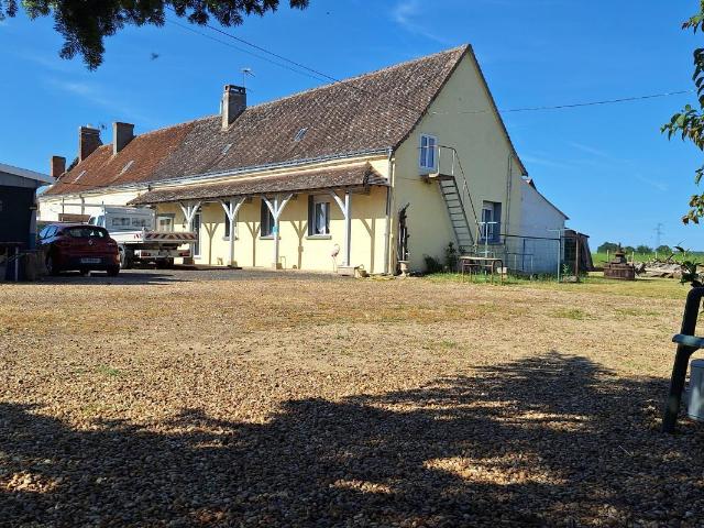 Maison vente à Saumur, Parçay-les-pins