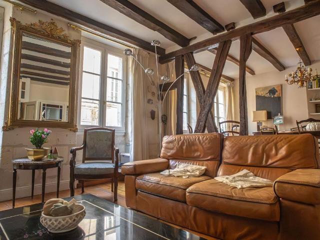 Maison vente à Angoulême, Aignes-et-puypéroux