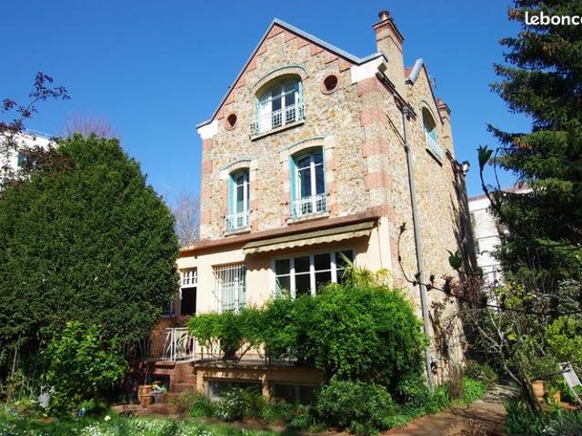 Maison vente à Saint-cloud