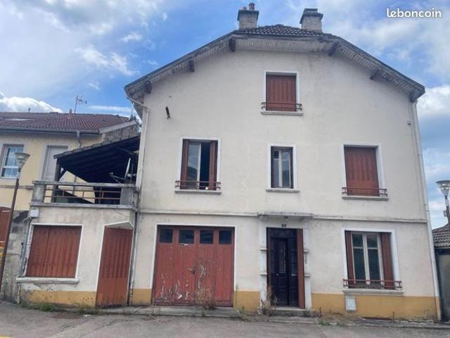 Maison vente à Mauriac, Arches