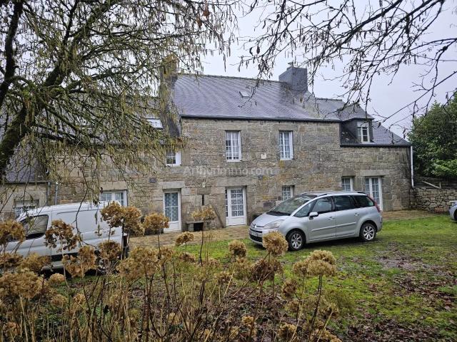 Maison vente à Guingamp, Bretagne