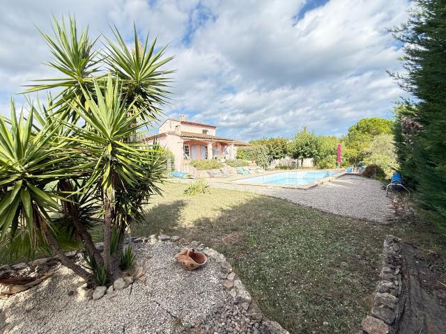 Maison vente à Le Queiron, Bagnols-en-Forêt