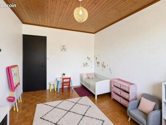 Maison vente à Saint-Julien-en-Genevois, Usinens