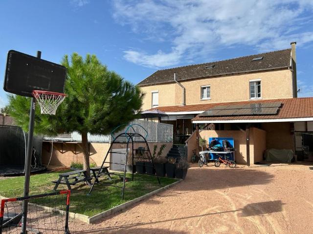 Maison vente à Saint-Yorre, Allier