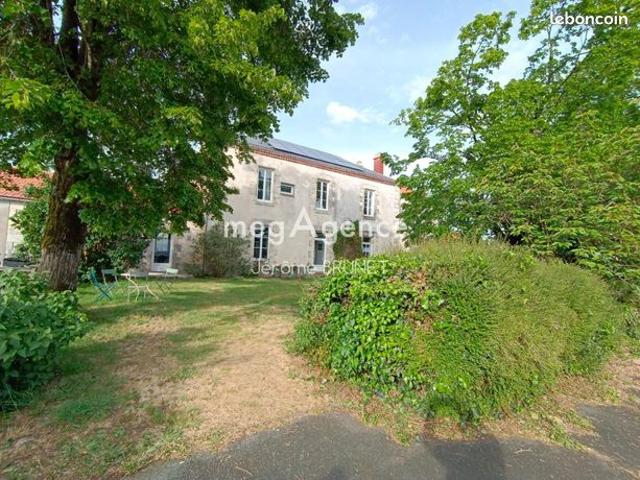 Maison vente à Montmorillon, Nalliers