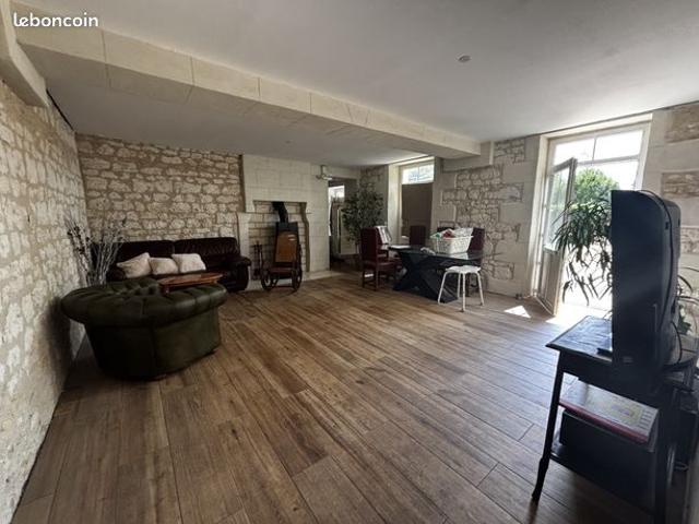 Maison vente à Châtellerault, Beuxes