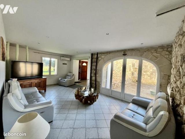 Maison vente à Nyons, La Garde-adhémar