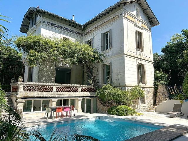 Maison vente à Nîmes, Les Angles
