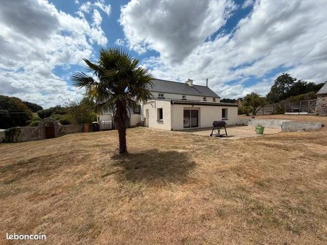 Maison vente à Guingamp, Bretagne