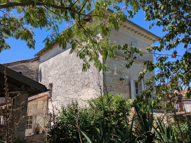 Maison vente à Nontron, Mareuil