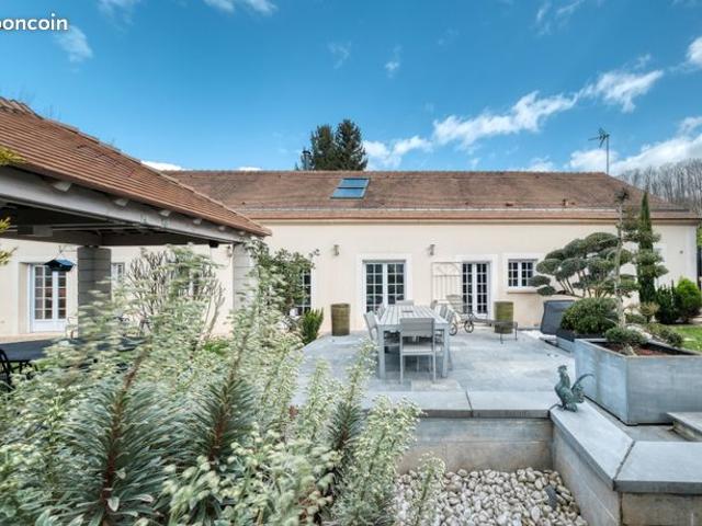 Maison vente à Le Val-Saint-Germain, Essonne