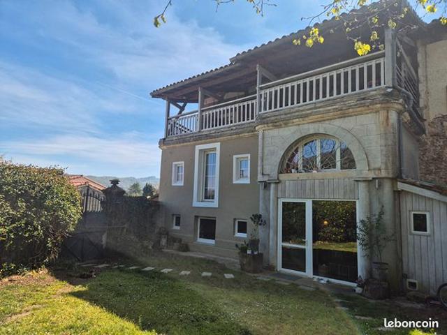 Maison vente à Foix, Loubières
