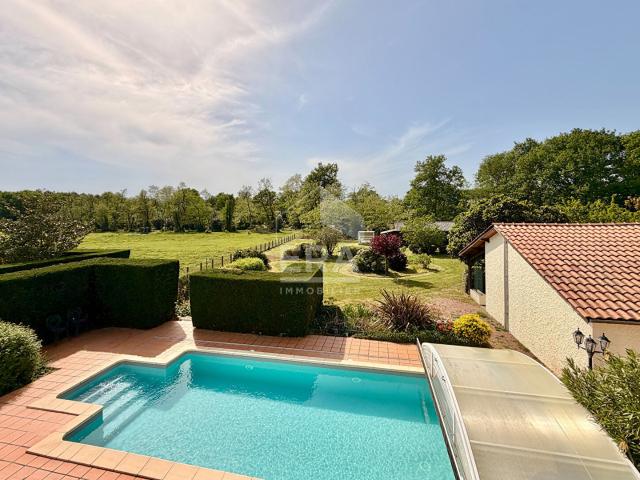 Maison vente à Arcachon, Salles