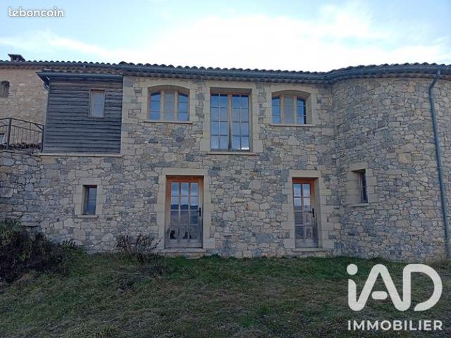 Maison vente à Nyons, Rioms