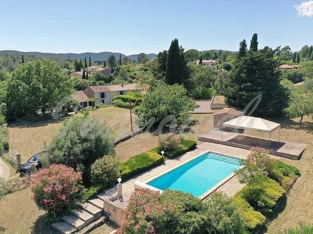 Maison vente à Arrondissement de Draguignan, Bagnols-en-forêt