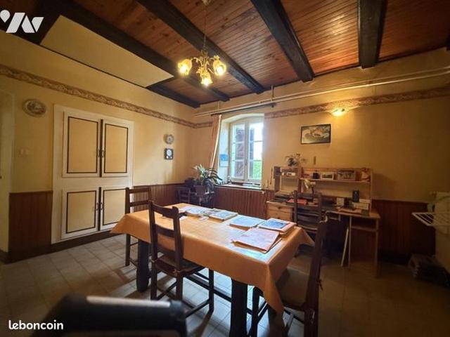 Maison vente à Nantua, Charix