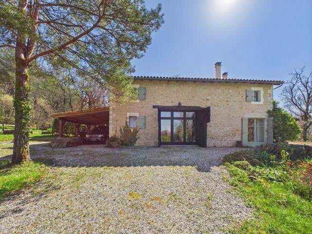 Maison vente à Nontron, Teyjat