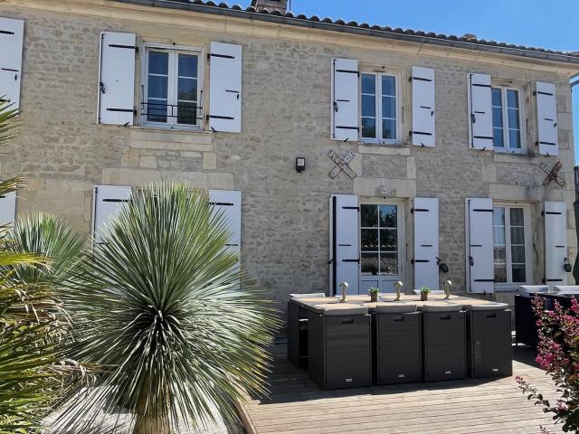 Maison vente à Saint-Jean-d'Angély, Antezant-la-chapelle