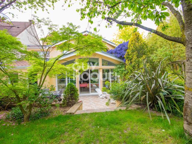Maison vente à Nanterre, Rueil-malmaison