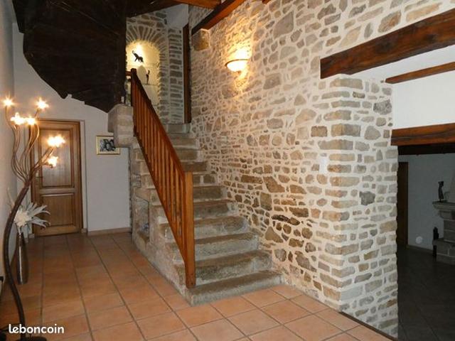 Maison vente à Contest, Mayenne