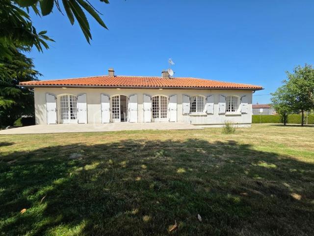 Maison vente à Bressuire, L'absie